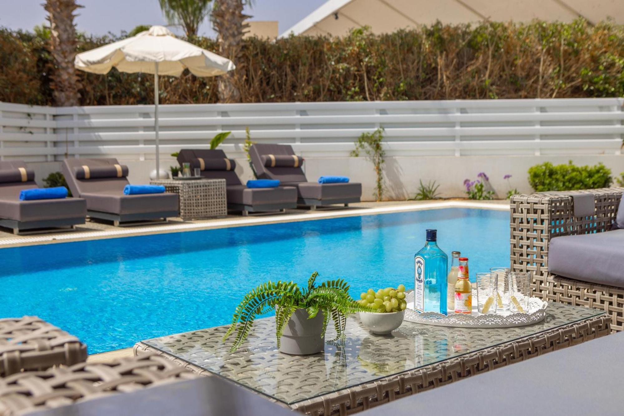 Fig Tree Bay Residences 3 Протарас Екстериор снимка