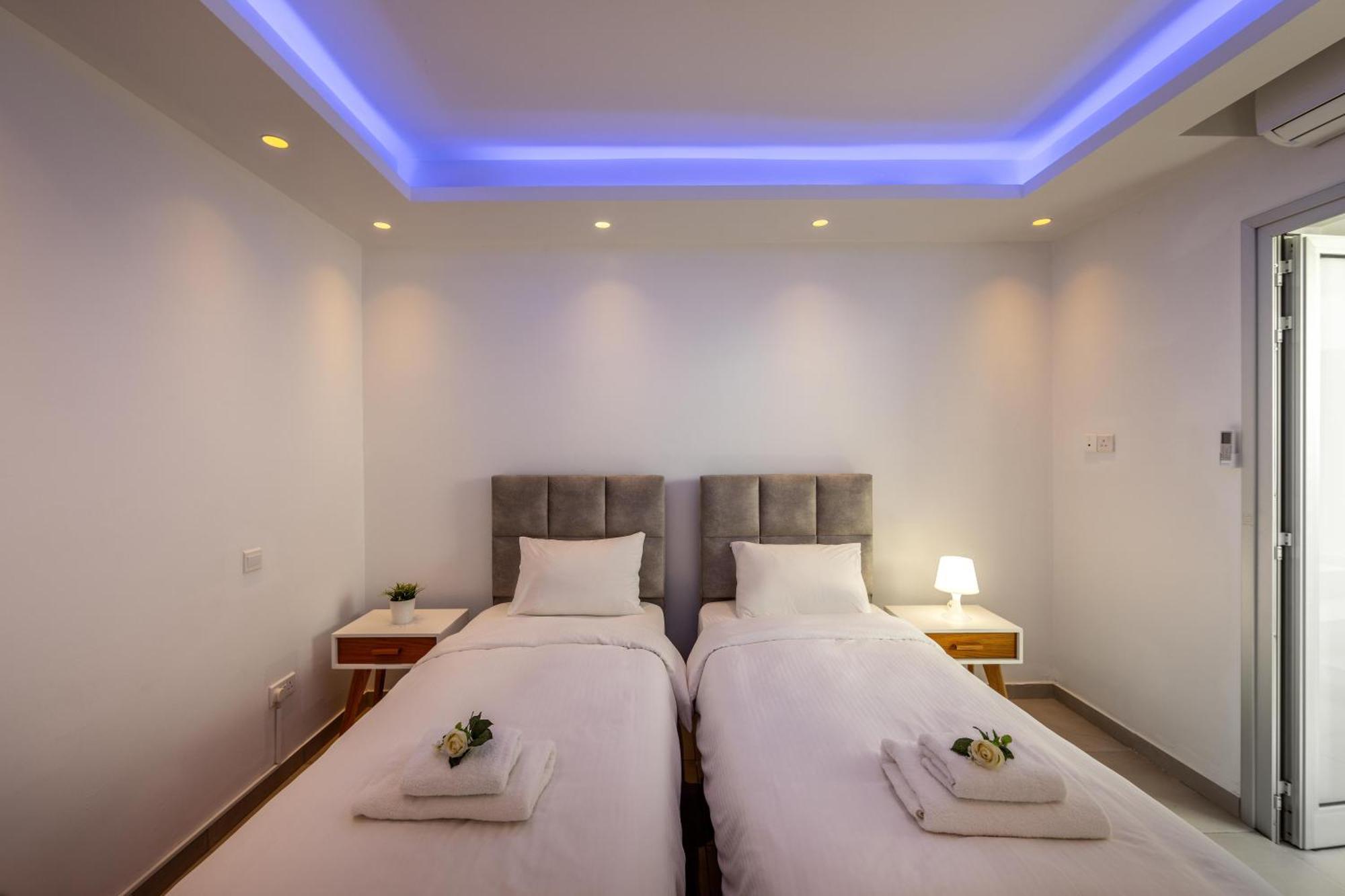 Fig Tree Bay Residences 3 Протарас Екстериор снимка
