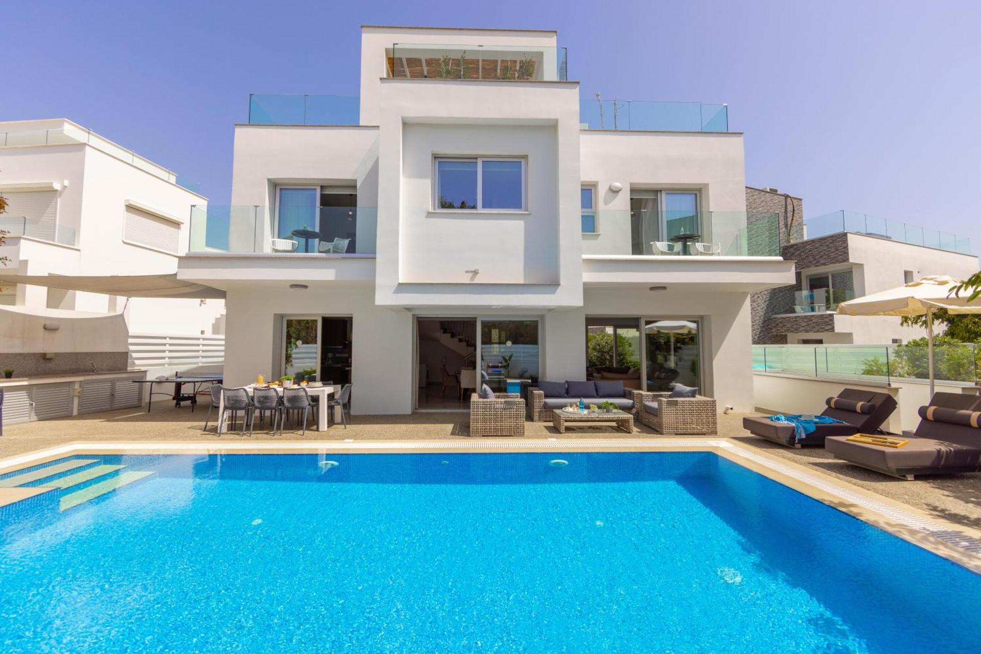 Fig Tree Bay Residences 3 Протарас Екстериор снимка