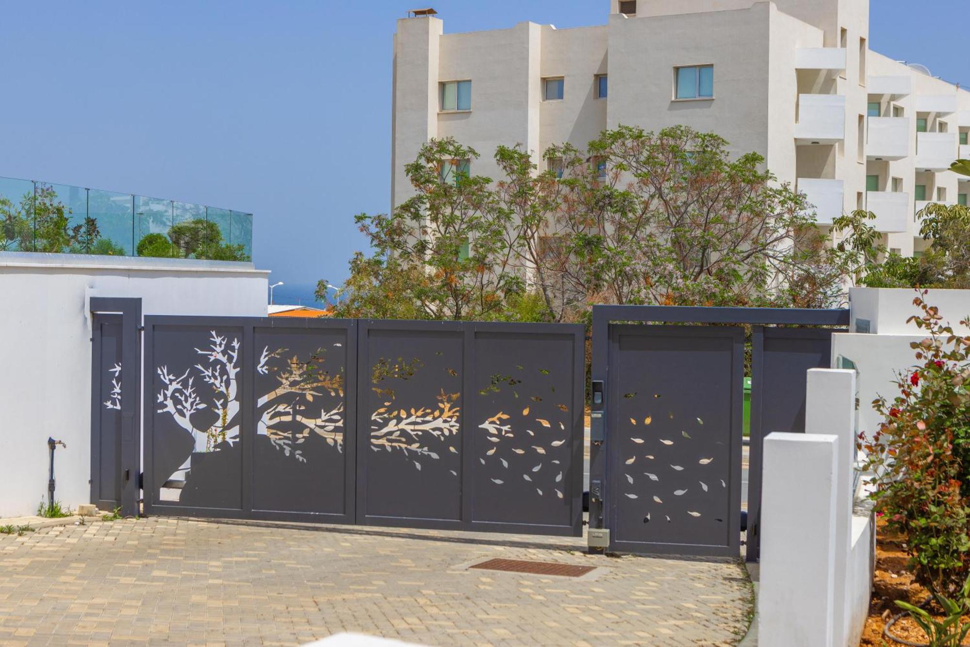 Fig Tree Bay Residences 3 Протарас Екстериор снимка